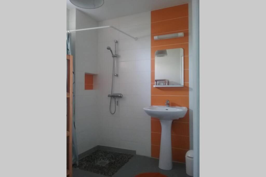 Le Val Joyeux Apartment Royan Exterior photo